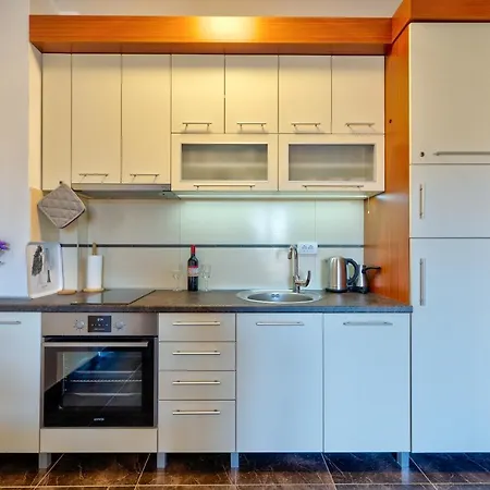 Hills Zozon Apartment