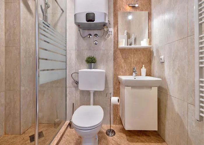 Hills Zozon Apartman *